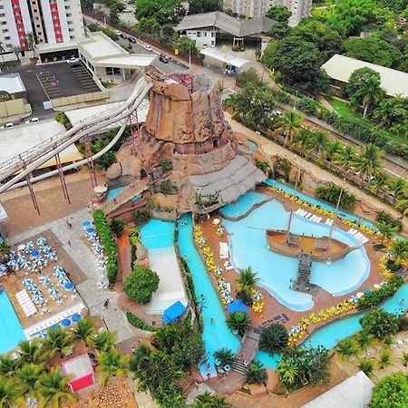 Spazzio Andrian & Silva - Inclusos Ingressos Do Parque Caldas Novas Zewnętrze zdjęcie
